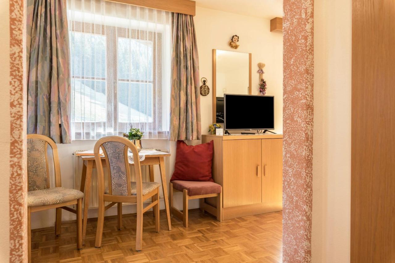 Figisterhof Apartment Chiusa Bagian luar foto